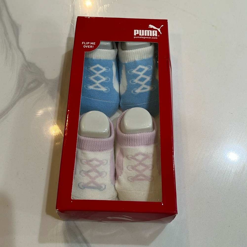 Puma infant sneaker socks (0-12 mos)